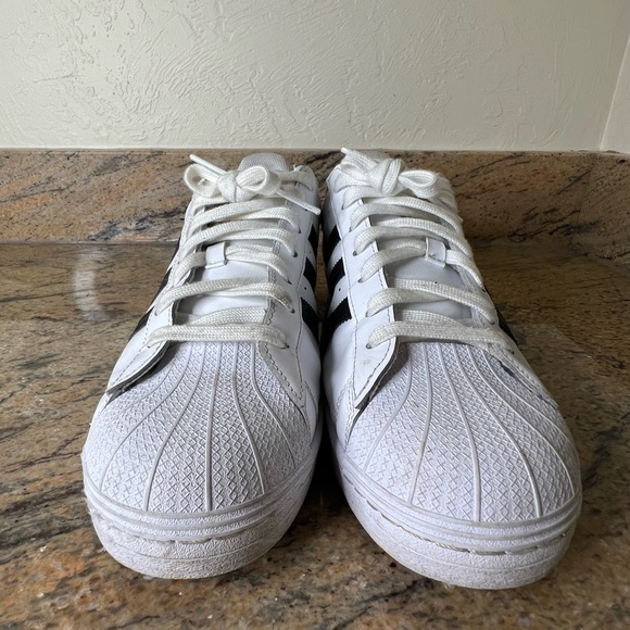 Adidas Superstar - Picture 3 of 7